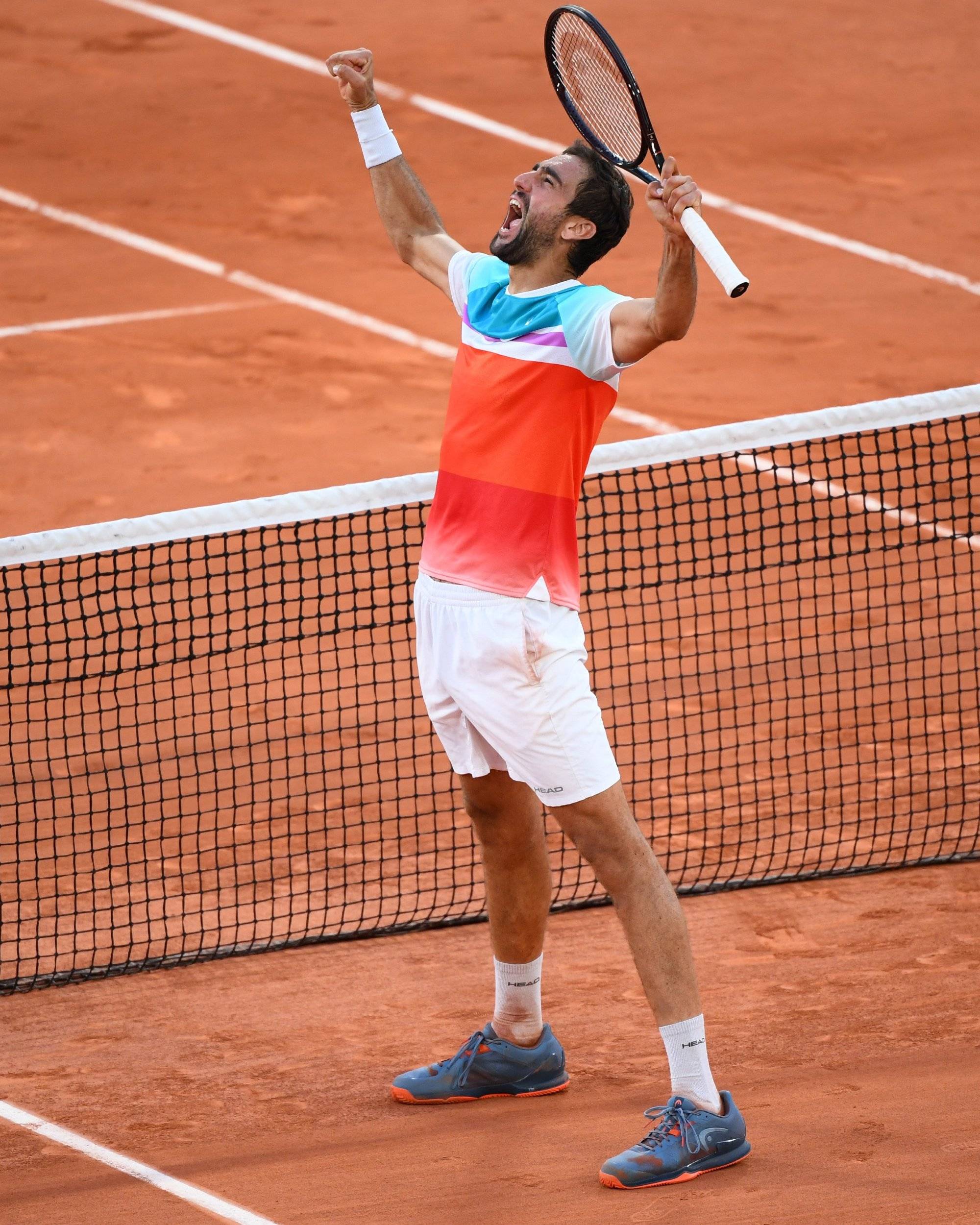 亚博体育-纳达尔意外战胜法国队，锐不可当引爆全场！赛场气氛高涨的简单介绍