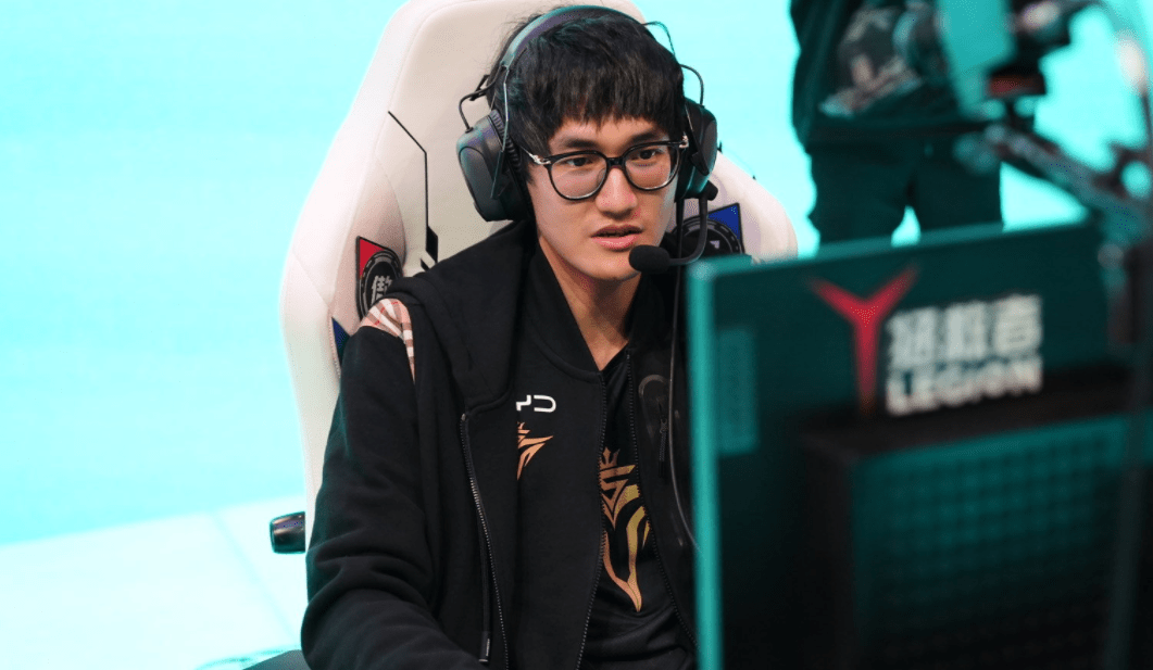 YABO-包含Karsa回归赛场，绝杀首场状态亮眼，公牛观众沸腾！的词条